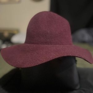 Burgundy fall hat